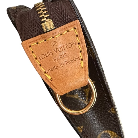 Authentic Louis Vuitton Monogram Leather Mini Bucket Bag Pouch - Picture 3 of 9